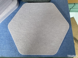 Hexagonale Akustikplatten aus PET-Felt in verschiedenen Farben