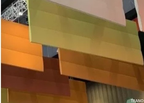 Das mehrfarbige Hängen glaubte akustischem solidem Leitblechmehltau zu verhindern